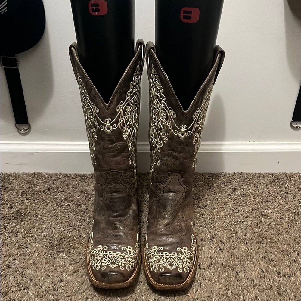Brown Embroidered Cowboy Boots